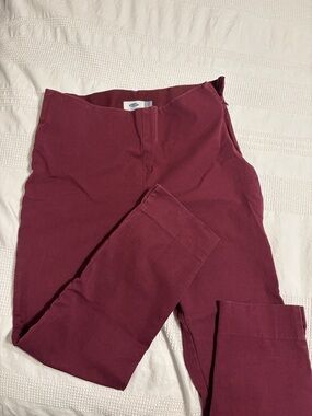 Old Navy Burgundy Ankle Crop Pants
